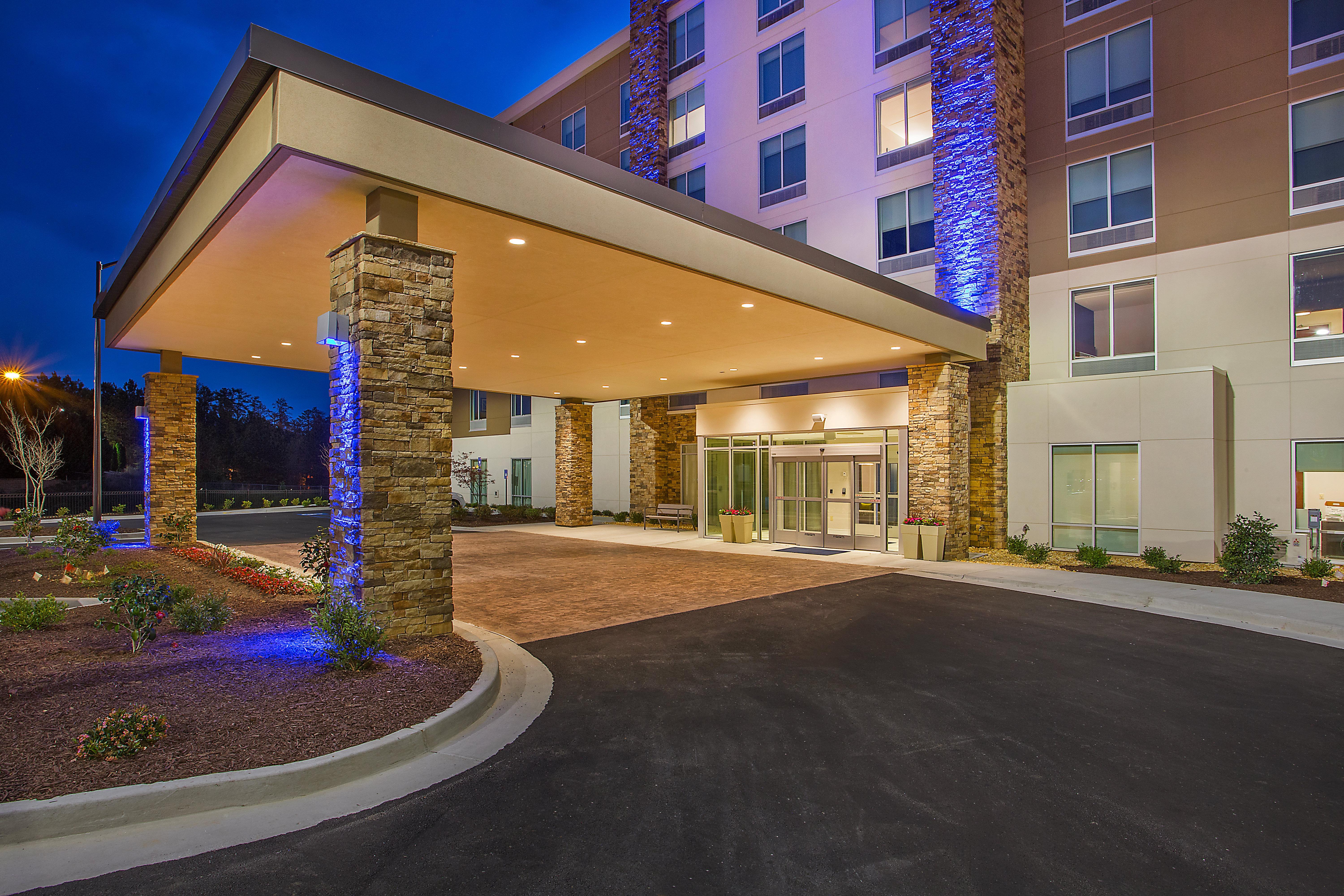 Holiday Inn Express & Suites Covington By Ihg Екстериор снимка
