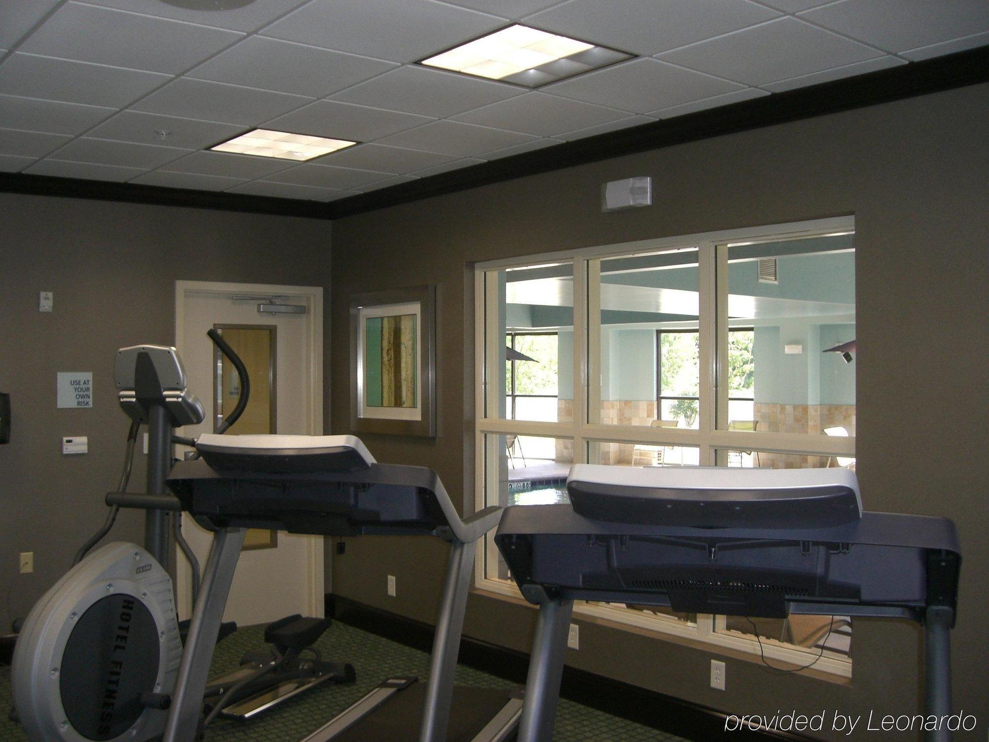 Holiday Inn Express & Suites Covington By Ihg Съоръжения снимка