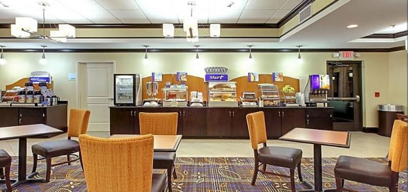 Holiday Inn Express & Suites Covington By Ihg Екстериор снимка